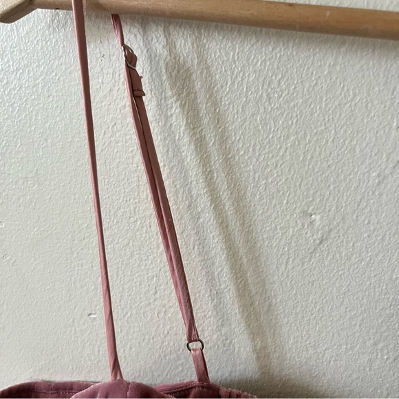 Urban Outfitters Olivia Velvet Tiered Peplum Cami Women’s Size XL - Picture 7 of 13